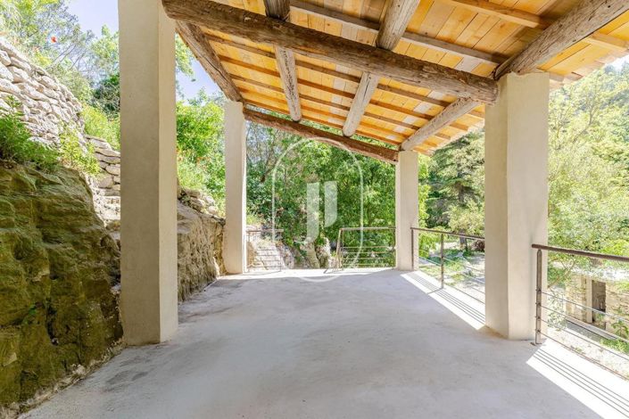 Image No.6-5 Bed House for sale