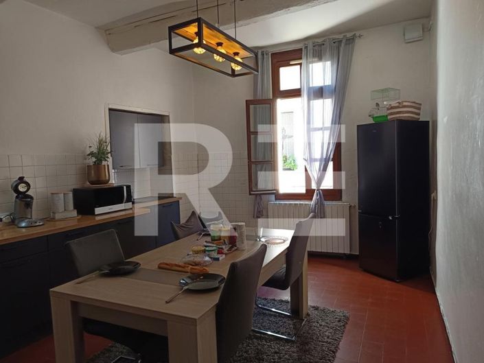 Image No.2-Appartement de 2 chambres à vendre à Beaucaire