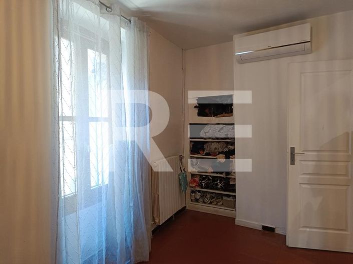 Image No.5-Appartement de 2 chambres à vendre à Beaucaire