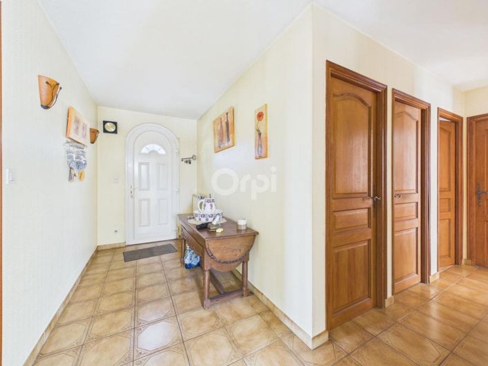 Image No.15-5 Bed House for sale