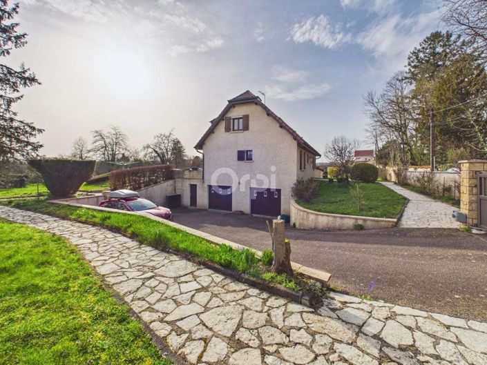 Image No.18-5 Bed House for sale