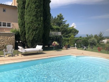 1 - Grospierres, Maison