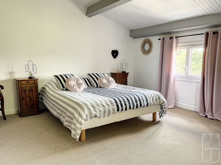 Image No.5-Maison de 6 chambres à vendre à Grospierres