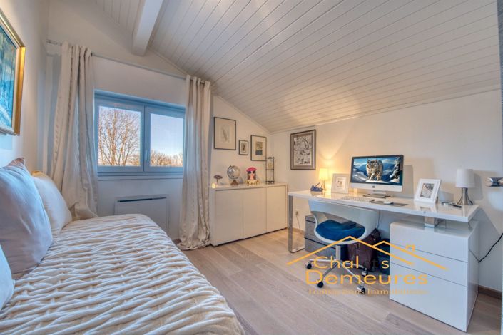 Image No.7-4 Bed House for sale