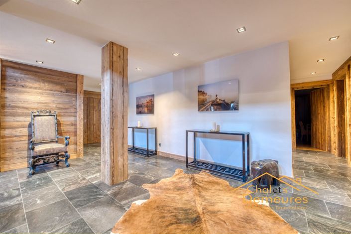 Image No.26-6 Bed House for sale