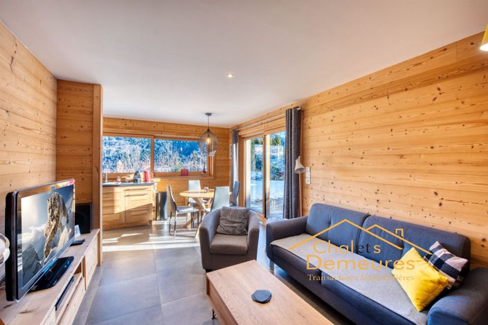 Image No.2-7 Bed House for sale