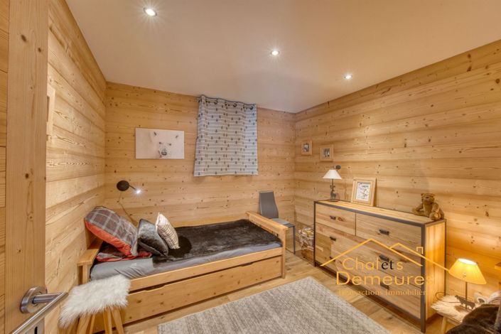 Image No.4-7 Bed House for sale