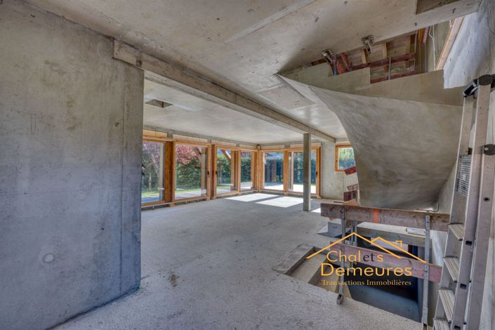 Image No.3-5 Bed House for sale