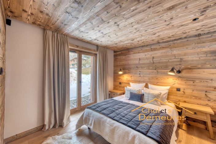 Image No.9-6 Bed House for sale