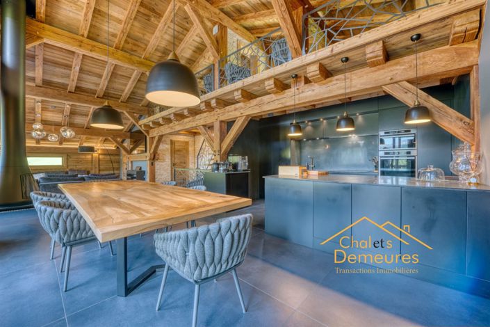 Image No.10-6 Bed House for sale