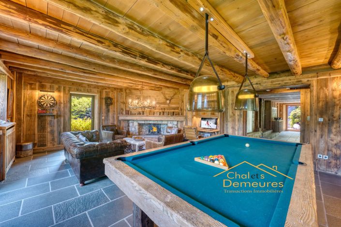 Image No.9-6 Bed House for sale