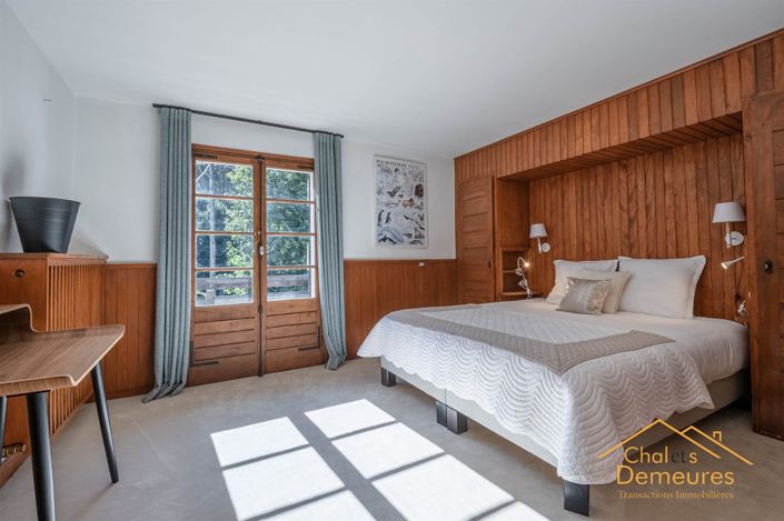 Image No.18-5 Bed House for sale