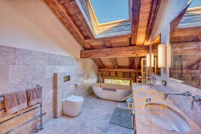 Image No.3-5 Bed House for sale