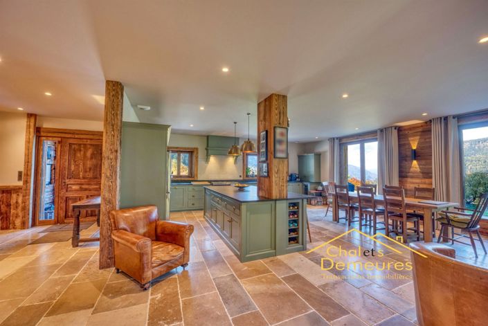 Image No.4-5 Bed House for sale