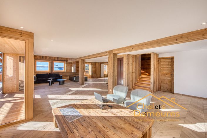 Image No.20-7 Bed House for sale