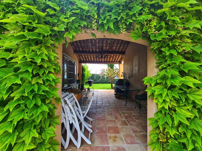 Image No.13-4 Bed House for sale