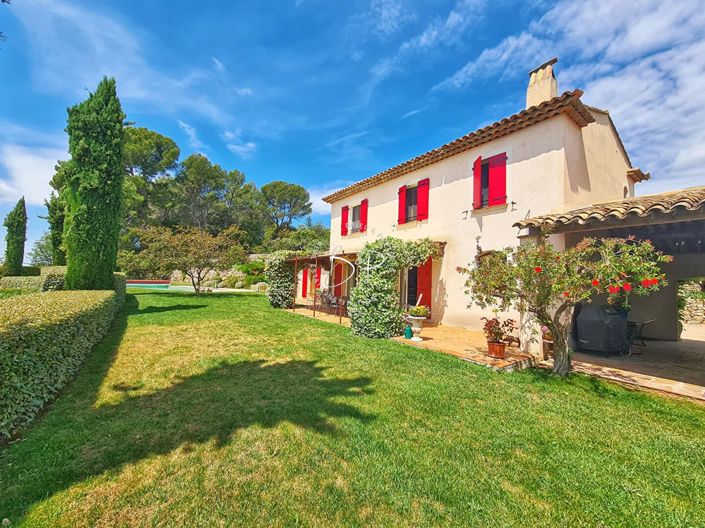 Image No.2-4 Bed House for sale