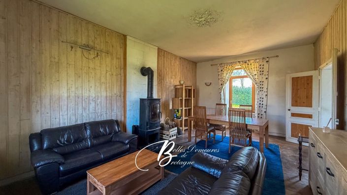 Image No.6-5 Bed House for sale