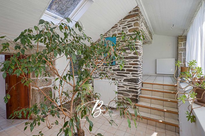 Image No.11-2 Bed House for sale