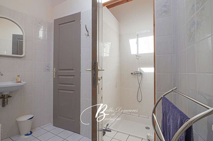 Image No.16-2 Bed House for sale