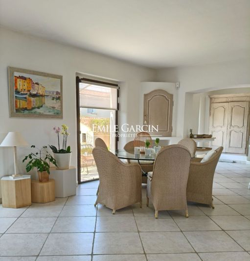 Image No.6-3 Bed House for sale