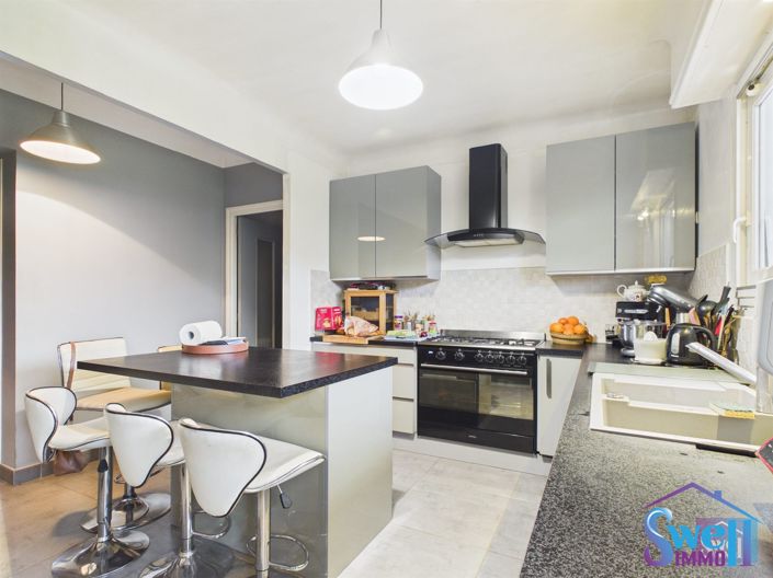 Image No.9-9 Bed House for sale