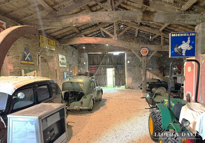 Image No.15-4 Bed House for sale