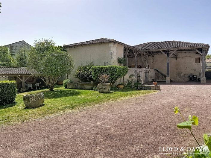 Image No.27-4 Bed House for sale