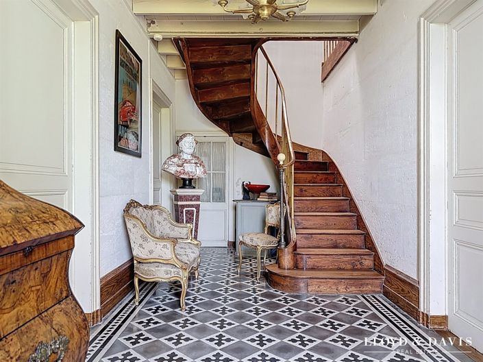 Image No.5-4 Bed House for sale