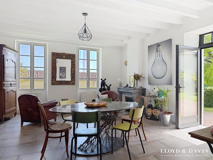 Image No.8-4 Bed House for sale