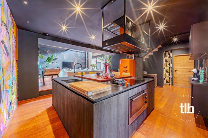 Image No.5-3 Bed Property for sale