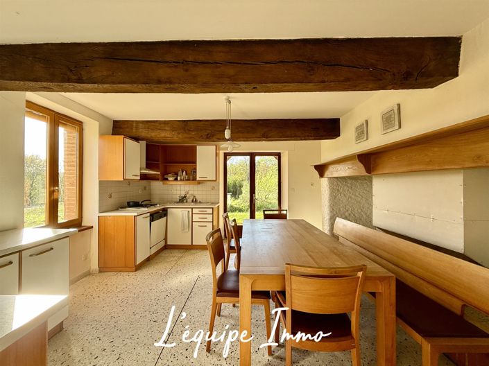 Image No.5-2 Bed House for sale