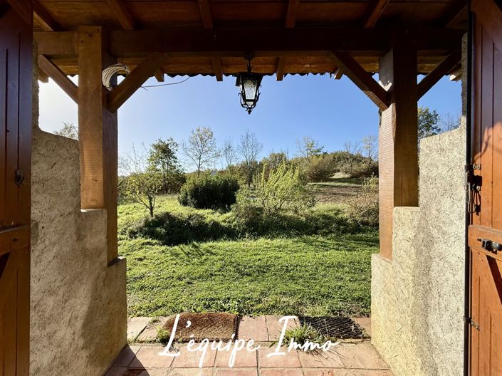 Image No.6-2 Bed House for sale