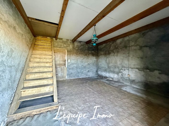 Image No.9-2 Bed House for sale