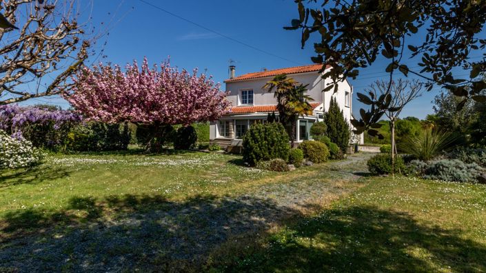 Image No.17-4 Bed House for sale
