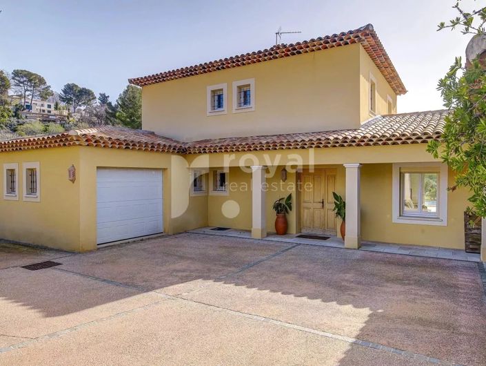 Image No.6-4 Bed House for sale