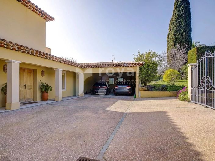 Image No.7-4 Bed House for sale