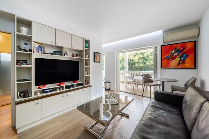 Image No.2-Apartment for sale