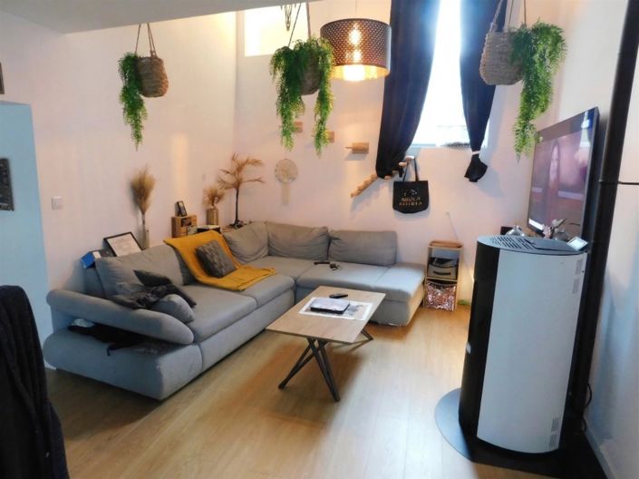 Image No.7-2 Bed House for sale
