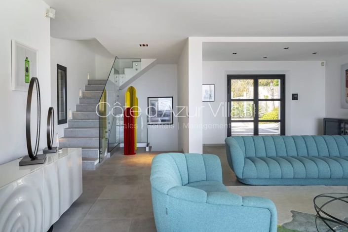 Image No.10-4 Bed House for sale