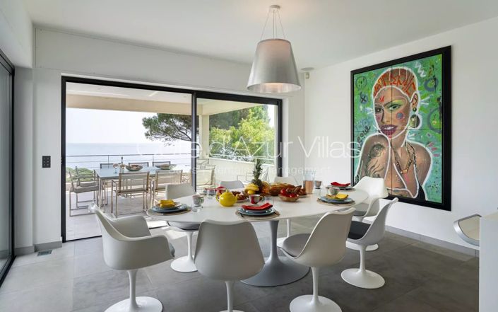 Image No.5-4 Bed House for sale