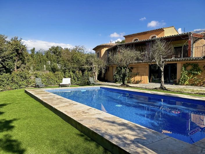 Image No.2-6 Bed House for sale