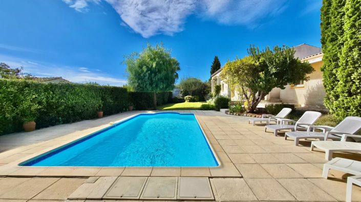 Image No.17-4 Bed House for sale