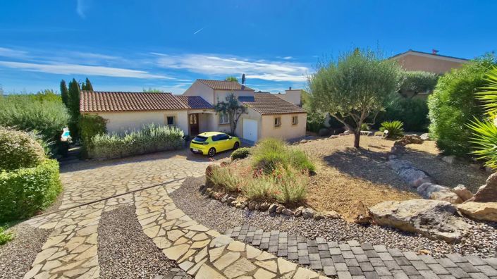 Image No.2-4 Bed House for sale