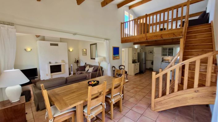 Image No.5-4 Bed House for sale