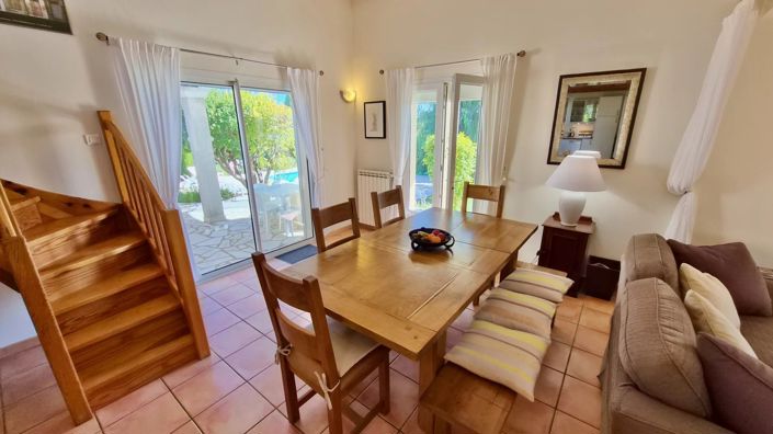 Image No.6-4 Bed House for sale