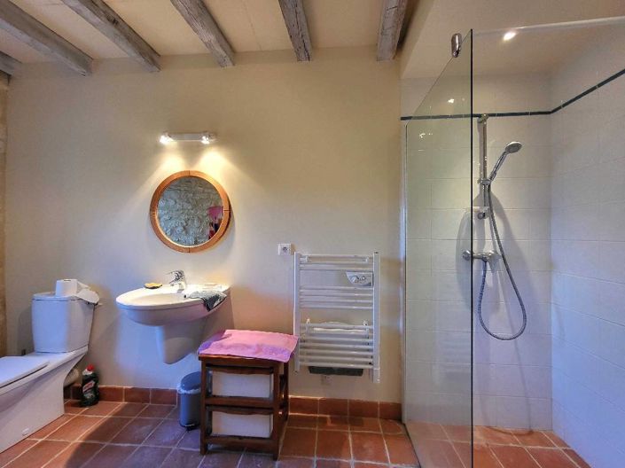 Image No.8-4 Bed House for sale