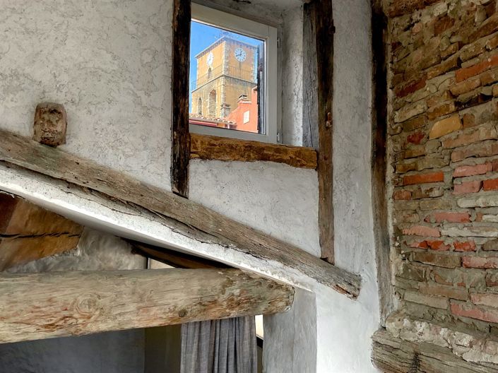 Image No.3-4 Bed House for sale