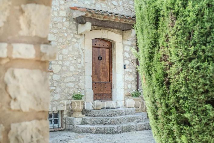 Image No.13-6 Bed House for sale