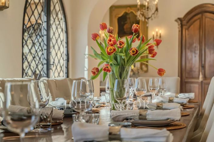 Image No.19-6 Bed House for sale